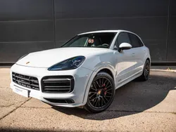 Blanco carrara metalizado Usado 2023 Porsche Cayenne GTS SUV | 111.700 €