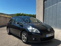 Negro Usado 2010 Toyota Auris Active Berlina | 6499 € (Precio justo)