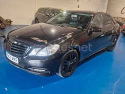 Negro Usado 2012 Mercedes E200 Avantgarde Berlina | 14.490 € (Precio justo)