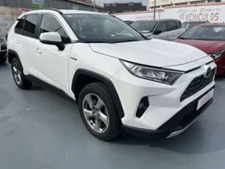 Blanco Usado 2019 Toyota RAV4 Hybrid Advance SUV | 25.890 € (Precio justo)