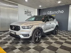 Gris / plata Usado 2019 Volvo XC40 R-Design SUV | 22.180 € (Precio justo)
