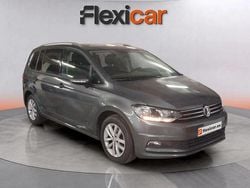Gris Usado 2019 VW Touran Advance Monovolumen | 19.690 € (Precio justo)