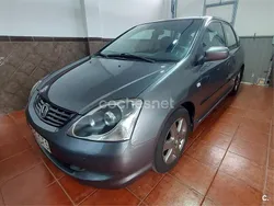 Gris / plata Usado 2004 Honda Civic LS Berlina | 2850 € (Precio justo)