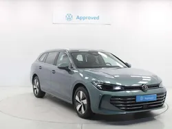 Verde Nuevo 2024 VW Passat Business Familiar | 36.400 € (Super precio)