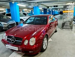 Granate Usado 2001 Mercedes CLK230 Avantgarde Coupe | 4990 € (Un poco caro)