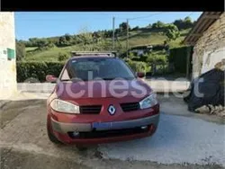 Granate Usado 2003 Renault Mégane GrandTour Privilege Familiar | 2400 € (Caro)