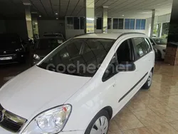Blanco Usado 2013 Opel Zafira Family Monovolumen | 5995 € (Precio justo)