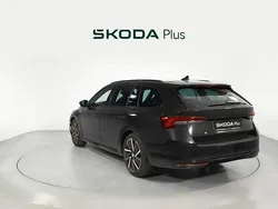Negro Usado 2025 Skoda Octavia SportLine Familiar | 34.900 € (Precio justo)