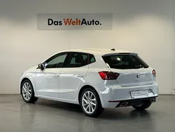 Blanco Usado 2024 Seat Ibiza FR Berlina | 21.990 € (Precio justo)