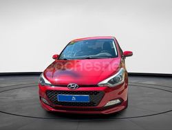 Rojo Usado 2016 Hyundai i20 Berlina | 9000 € (Precio justo)