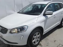 Blanco Usado 2014 Volvo XC60 Momentum SUV | 8500 €