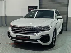 Blanco Usado 2022 VW Touareg R-line SUV | 49.500 € (Precio justo)