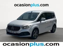 Gris plata Usado 2023 Mercedes 180 Berlina | 24.000 € (Buen precio)