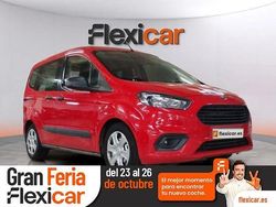 Rojo Usado 2019 Ford Tourneo Courier Ambiente Monovolumen | 12.890 € (Precio justo)