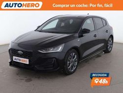 Negro Usado 2023 Ford Focus ST-Line Berlina | 19.523 € (Precio justo)