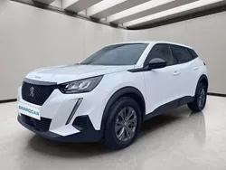 Blanco Usado 2021 Peugeot 2008 Active SUV | 14.900 € (Buen precio)