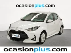 Blanco Usado 2023 Toyota Yaris Active Utilitario | 14.228 € (Precio justo)