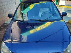 Azul Usado 2006 VW Polo Advance Berlina | 3100 € (Buen precio)
