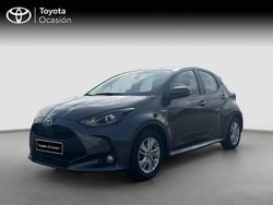 Gris Usado 2021 Toyota Yaris Active | 18.900 € (Precio justo)