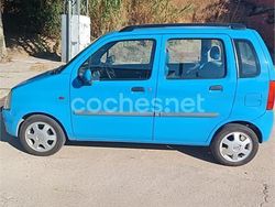 Azul Usado 2002 Opel Agila Color Edition Utilitario | 1900 €