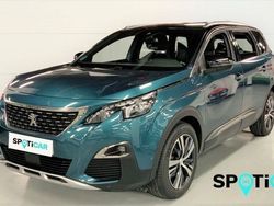 Verde negro Usado 2020 Peugeot 5008 GT-line Monovolumen | 33.500 €