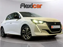 Blanco Usado 2022 Peugeot 208 Allure Utilitario | 11.790 € (Super precio)