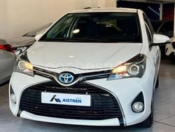 Blanco Usado 2015 Toyota Yaris Hybrid Advance Berlina | 10.500 € (Precio justo)