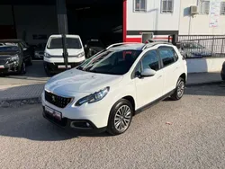 Blanco Usado 2019 Peugeot 2008 Style SUV | 11.900 € (Precio justo)