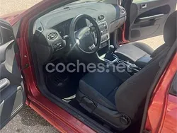 Granate Usado 2007 Ford Focus Sport Berlina | 3000 € (Precio justo)