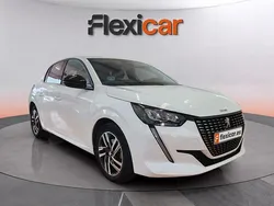 Blanco Usado 2022 Peugeot 208 Allure Utilitario | 13.490 € (Buen precio)