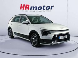 Blanco Usado 2024 Kia Niro SUV | 23.690 € (Precio justo)
