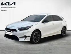 Blanco Usado 2024 Kia Ceed Style Utilitario | 20.900 € (Un poco caro)