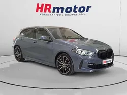 Gris Usado 2024 BMW 118 Performance Utilitario | 28.790 € (Un poco caro)