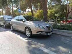 Beige Usado 2010 Lancia Delta Berlina | 5600 € (Caro)