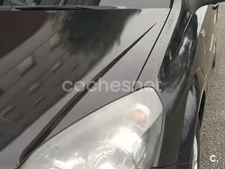 Negro Usado 2006 Opel Astra Enjoy Berlina | 4500 € (Caro)