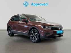 Marrón Usado 2023 VW Tiguan Life SUV | 33.200 € (Precio justo)