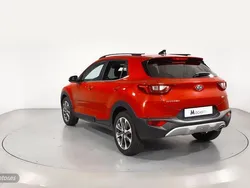 Rojo Usado 2019 Kia Stonic SUV | 15.700 € (Precio justo)