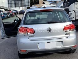 Gris / plata Usado 2011 VW Golf VI Advance Berlina | 7500 € (Precio justo)