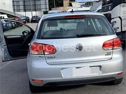 Gris / plata Usado 2011 VW Golf VI Advance Berlina | 7500 € (Precio justo)