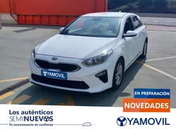 Blanco Usado 2021 Kia Ceed Berlina | 14.850 € (Buen precio)