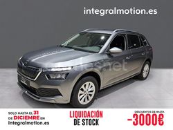 Gris / plata Usado 2023 Skoda Kamiq Selection SUV | 20.990 € (Un poco caro)