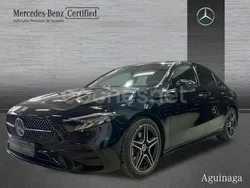 Negro Usado 2024 Mercedes A200 Berlina | 35.890 € (Un poco caro)