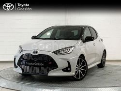 Gris / plata Usado 2022 Toyota Yaris Hybrid Edition Berlina | 21.400 € (Un poco caro)