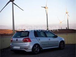 Gris / plata Usado 2007 VW Golf V Highline Berlina | 4500 € (Precio justo)