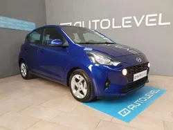 Azul Usado 2021 Hyundai i10 Utilitario | 12.490 € (Precio justo)