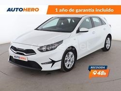 Blanco Usado 2022 Kia Ceed Berlina | 17.099 € (Precio justo)