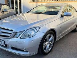 Gris Usado 2010 Mercedes E250 Coupe | 10.900 € (Precio justo)