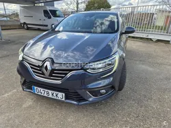 Azul Usado 2018 Renault Mégane IV Zen Berlina | 12.800 € (Precio justo)