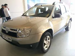 Beige Usado 2010 Dacia Duster Lauréate SUV | 5290 € (Buen precio)