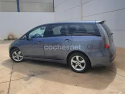 Gris / plata Usado 2006 Mitsubishi Grandis Instyle Monovolumen | 4000 € (Buen precio)